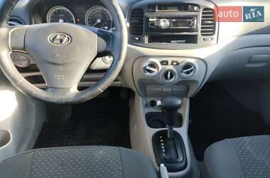 Седан Hyundai Accent 2008 в Львові