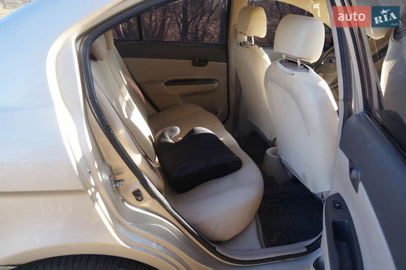 Седан Hyundai Accent 2008 в Ахтырке