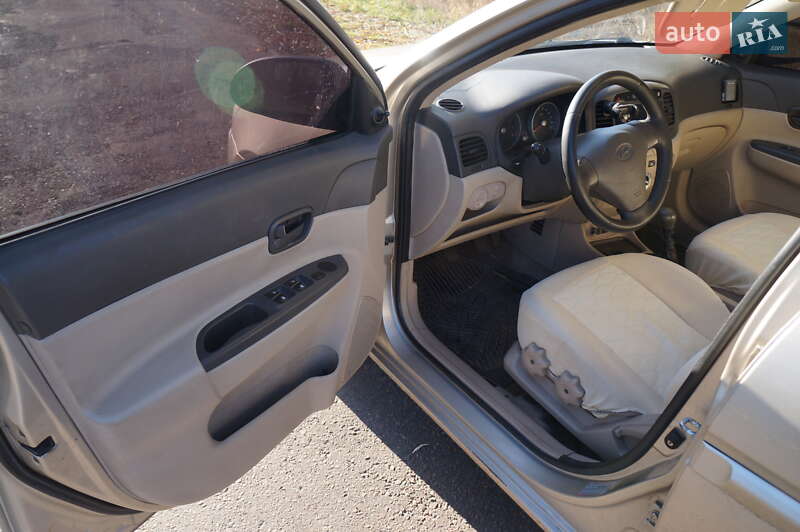 Седан Hyundai Accent 2008 в Ахтырке