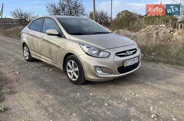 Седан Hyundai Accent 2011 в Николаеве