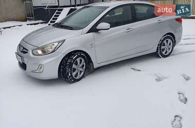 Седан Hyundai Accent 2011 в Виннице