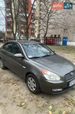 Седан Hyundai Accent 2008 в Днепре