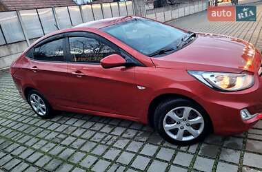 Седан Hyundai Accent 2011 в Києві