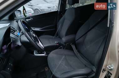 Хэтчбек Hyundai Accent 2012 в Харькове