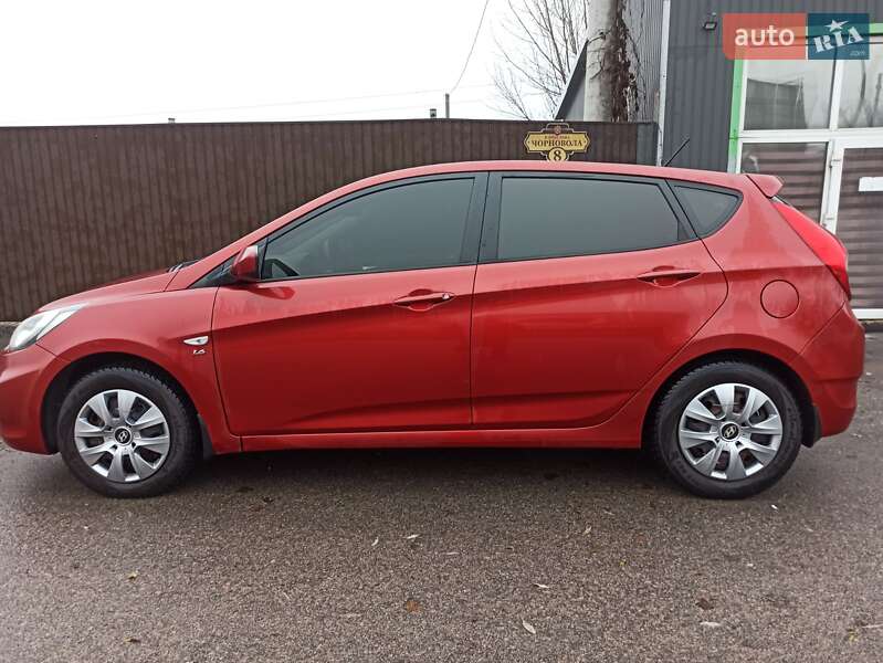 Хетчбек Hyundai Accent 2012 в Святопетрівське фото 6 Хетчбек Hyundai Accent 2012 в Святопетрівське