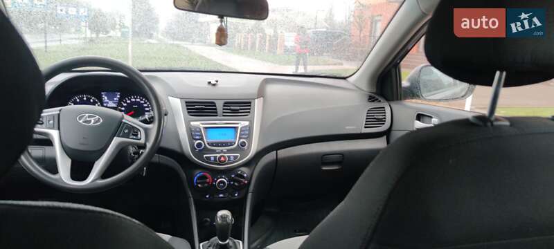 Седан Hyundai Accent 2013 в Кам'янець-Подільському
