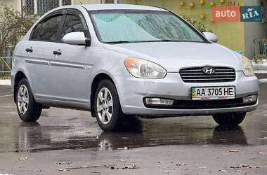 Седан Hyundai Accent 2008 в Киеве