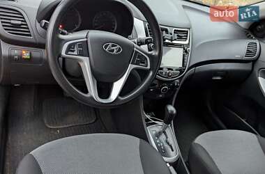 Седан Hyundai Accent 2011 в Днепре