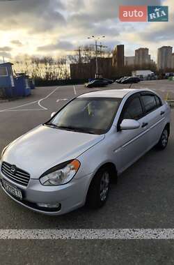 Седан Hyundai Accent 2007 в Киеве