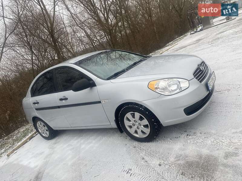 Седан Hyundai Accent 2009 в Бережанах