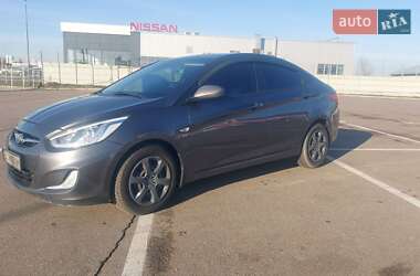 Седан Hyundai Accent 2013 в Львові