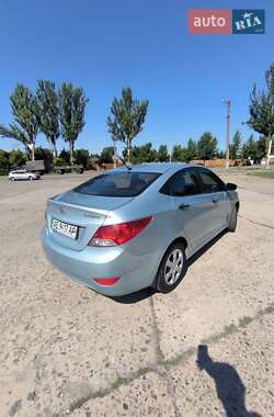 Седан Hyundai Accent 2011 в Кривом Роге