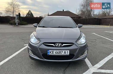 Седан Hyundai Accent 2011 в Днепре