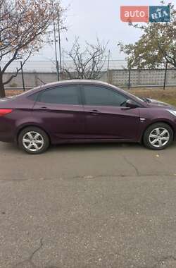 Седан Hyundai Accent 2013 в Києві