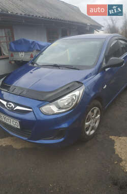 Седан Hyundai Accent 2013 в Виннице