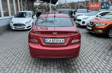 Седан Hyundai Accent 2011 в Миколаєві