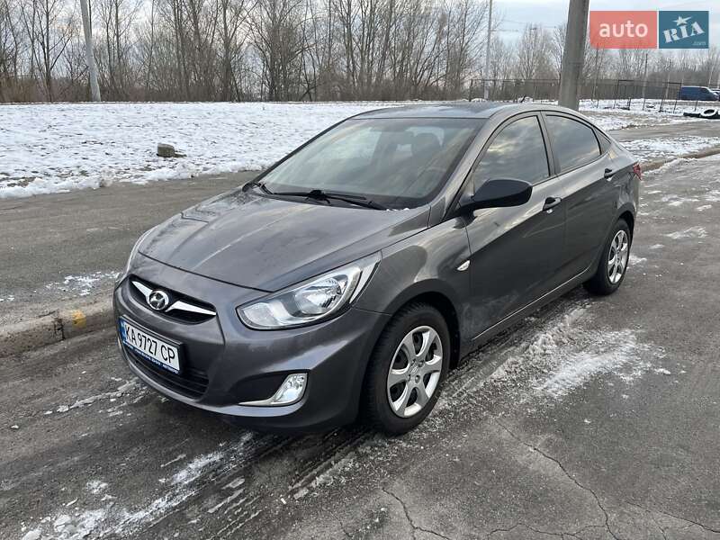 Седан Hyundai Accent 2013 в Києві