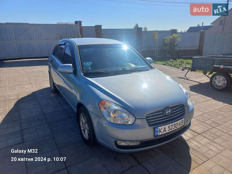 Седан Hyundai Accent 2007 в Микуличах