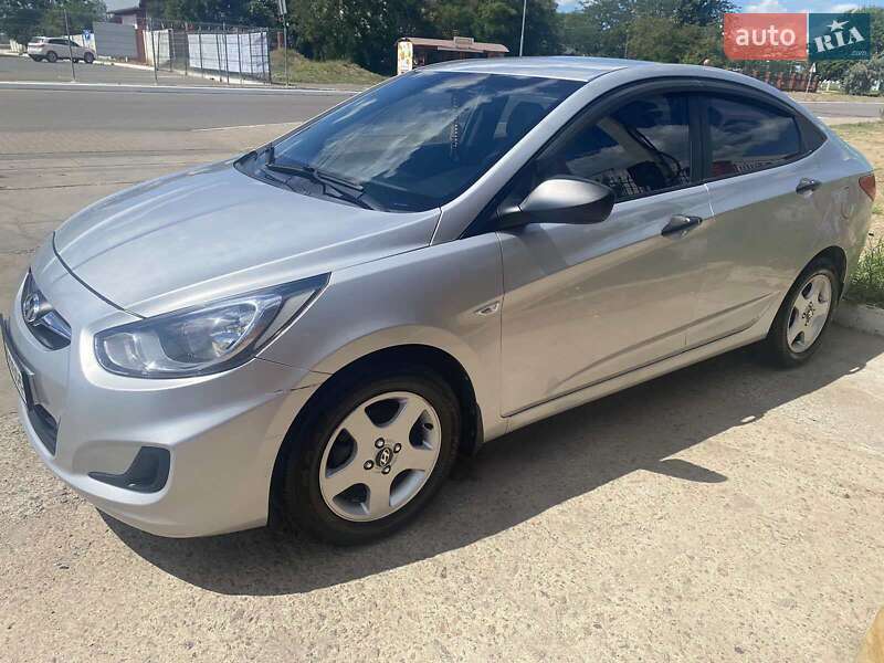 Седан Hyundai Accent 2011 в Чорноморську