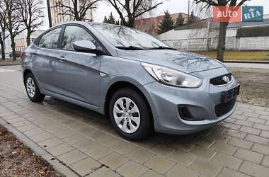 Седан Hyundai Accent 2017 в Черкасах