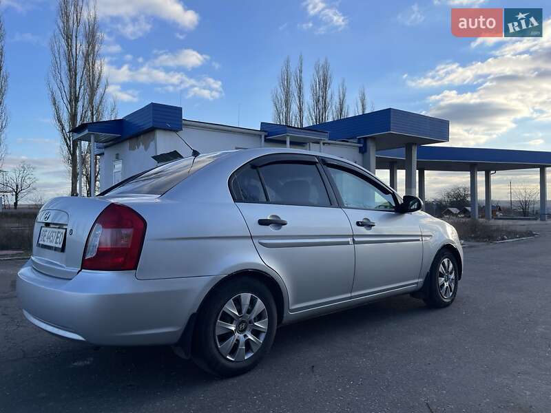 Седан Hyundai Accent 2006 в Миколаєві