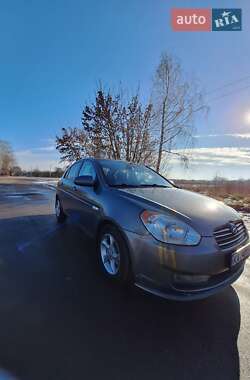 Седан Hyundai Accent 2009 в Здолбуніві