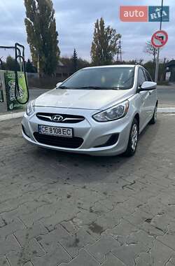 Седан Hyundai Accent 2011 в Чернівцях