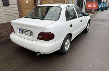 Седан Hyundai Accent 1995 в Одесі