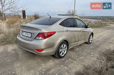 Седан Hyundai Accent 2011 в Миколаєві