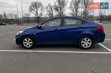 Седан Hyundai Accent 2012 в 