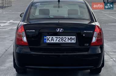 Седан Hyundai Accent 2008 в Киеве