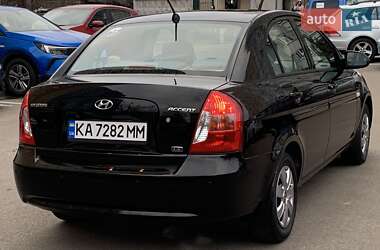 Седан Hyundai Accent 2008 в Киеве