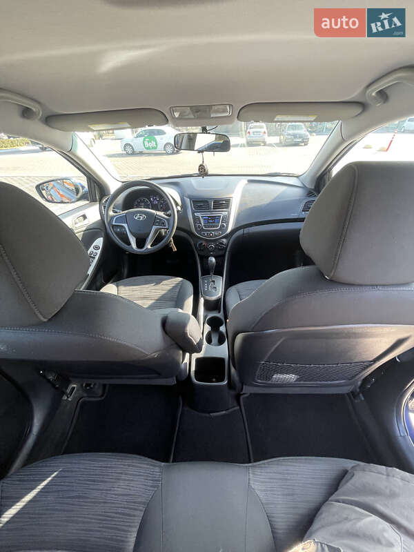 Хэтчбек Hyundai Accent 2016 в Одессе