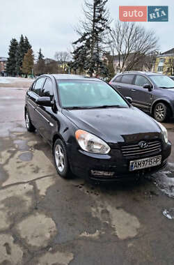 Седан Hyundai Accent 2008 в Коростене