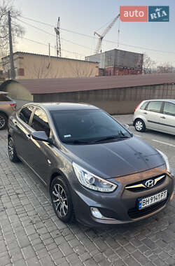 Седан Hyundai Accent 2013 в Одессе