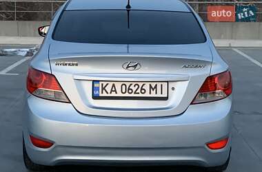 Седан Hyundai Accent 2011 в Киеве