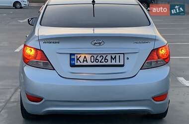 Седан Hyundai Accent 2011 в Киеве