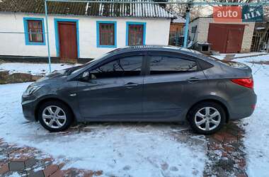 Седан Hyundai Accent 2012 в 