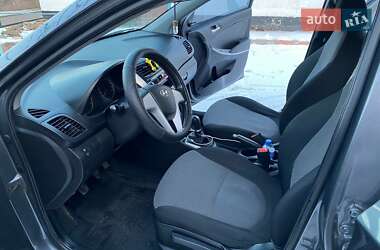 Седан Hyundai Accent 2012 в 