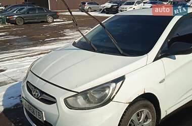 Седан Hyundai Accent 2012 в Днепре