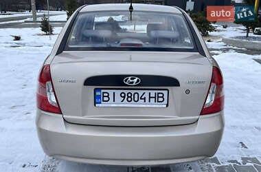 Седан Hyundai Accent 2009 в Миргороде