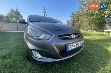 Седан Hyundai Accent 2014 в Києві