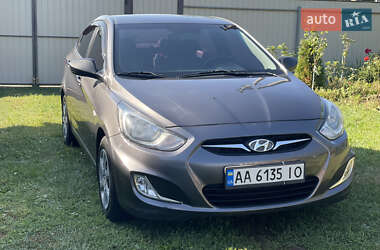 Седан Hyundai Accent 2014 в Києві