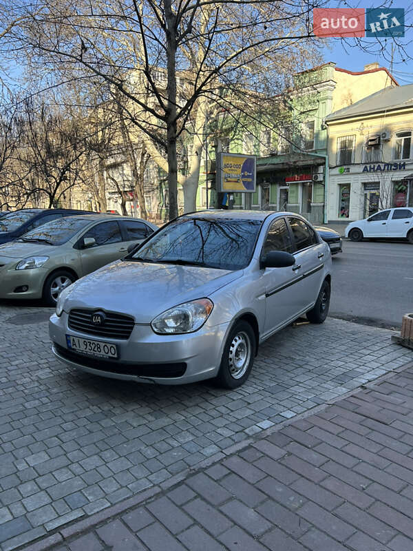 Hyundai Accent 2008