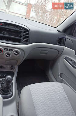 Седан Hyundai Accent 2007 в 