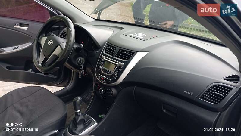 Седан Hyundai Accent 2012 в Харькове