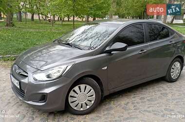 Седан Hyundai Accent 2012 в 