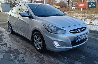 Седан Hyundai Accent 2012 в Дніпрі