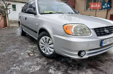 Седан Hyundai Accent 2003 в Краснограде