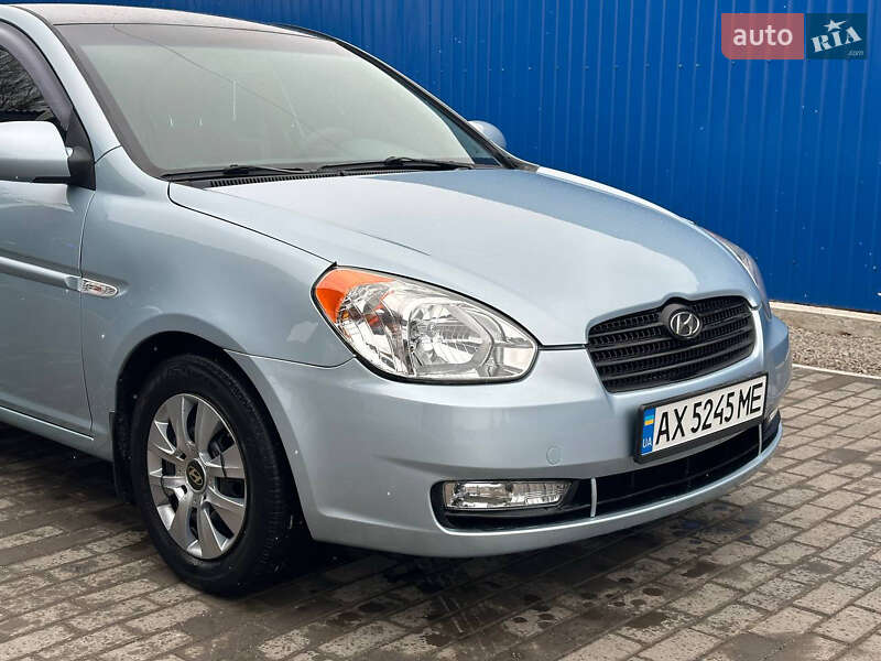 Седан Hyundai Accent 2007 в Ржищеве